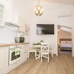 Mind And Apartment Poreč