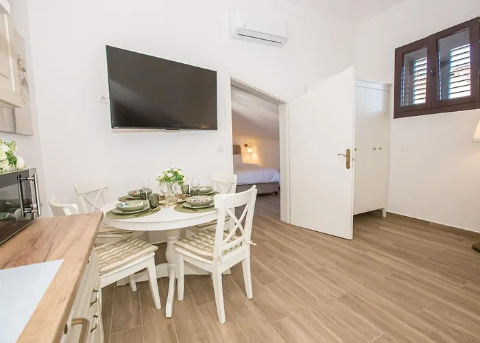 Mind And Apartamento *